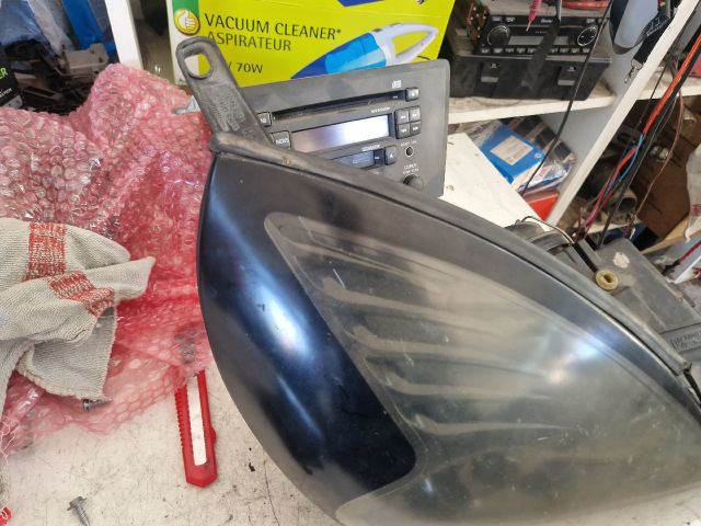 bontott FORD PUMA Jobb Fényszóró