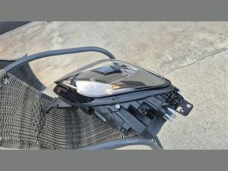 bontott FORD PUMA Jobb Fényszóró