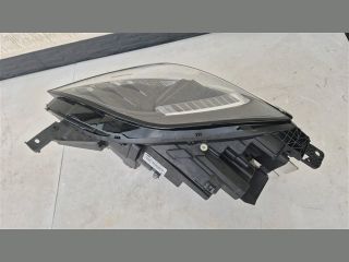 bontott FORD PUMA Jobb Fényszóró