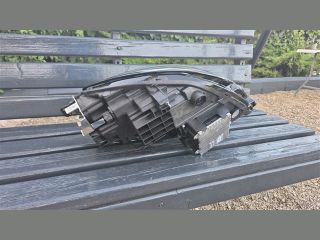 bontott FORD PUMA Jobb Fényszóró