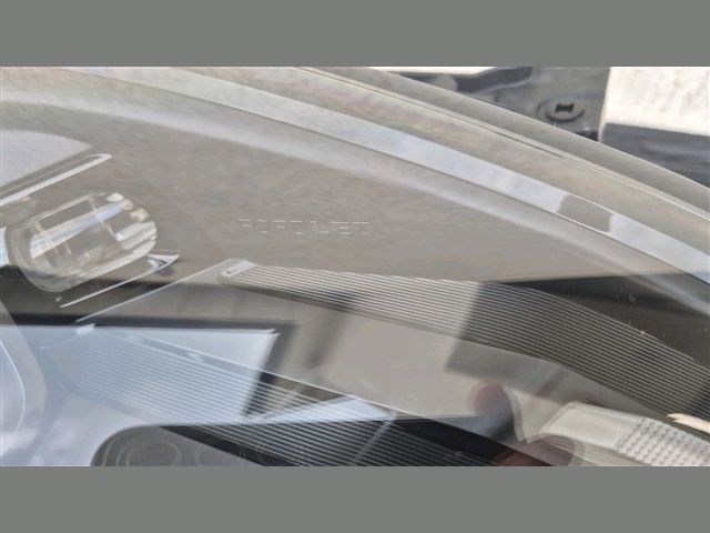 bontott FORD PUMA Jobb Fényszóró