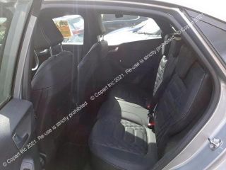 bontott FORD PUMA Jobb hátsó Ajtó Kárpit