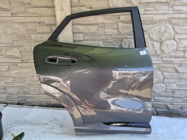 bontott FORD PUMA Jobb hátsó Ajtó (Üres lemez)