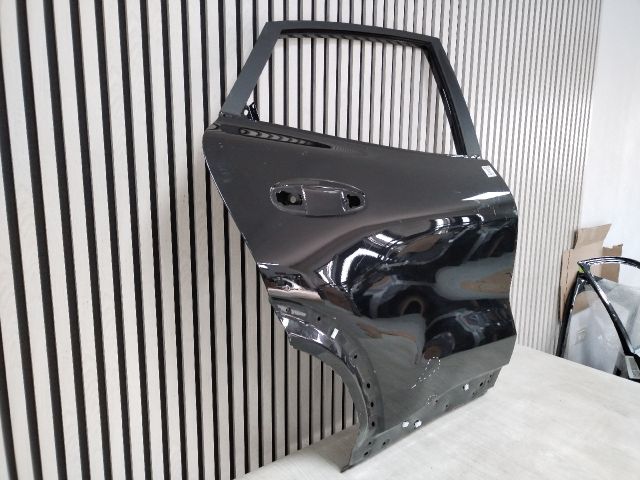 bontott FORD PUMA Jobb hátsó Ajtó (Üres lemez)