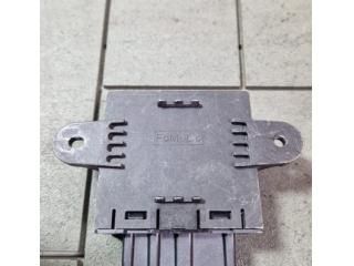 bontott FORD PUMA Jobb hátsó Ajtó Vezérlőegység