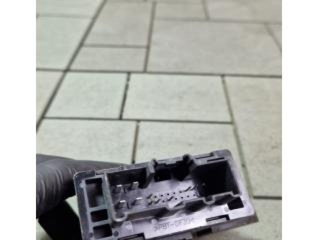 bontott FORD PUMA Jobb hátsó Ajtó Vezérlőegység