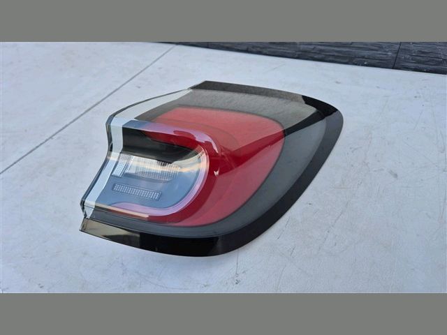 bontott FORD PUMA Jobb Hátsó Lámpa