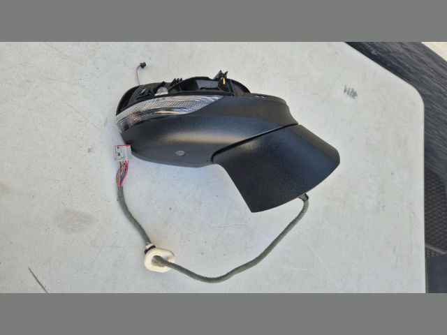 bontott FORD PUMA Jobb Visszapillantó Tükör (Elektromos)