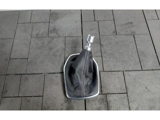 bontott FORD PUMA Váltószoknya