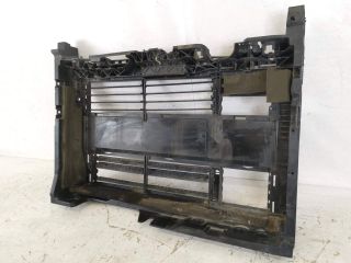 bontott FORD PUMA Vízhűtő Radiátor Tartó