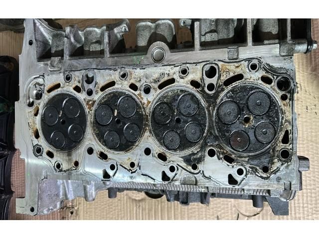 bontott FORD RANGER Hengerfej