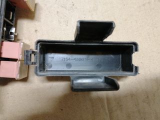 bontott FORD RANGER Biztosítéktábla Motortér