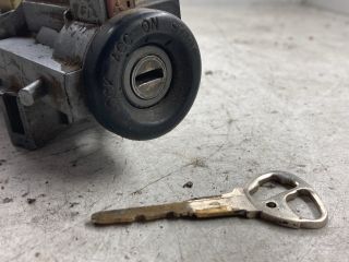 bontott FORD RANGER Gyújtáskapcsoló