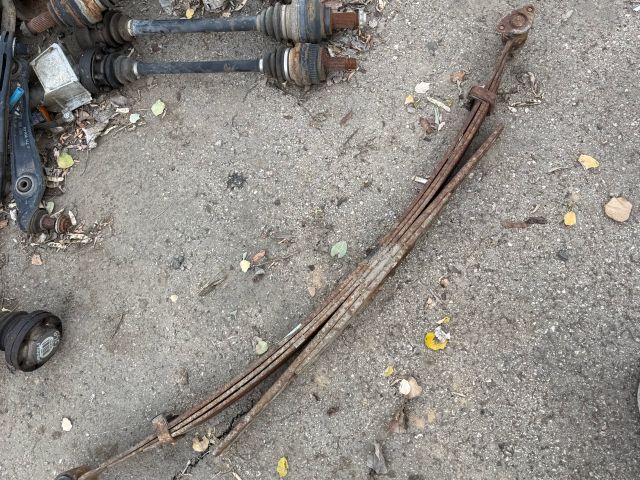 bontott FORD RANGER Hátsó Rugó