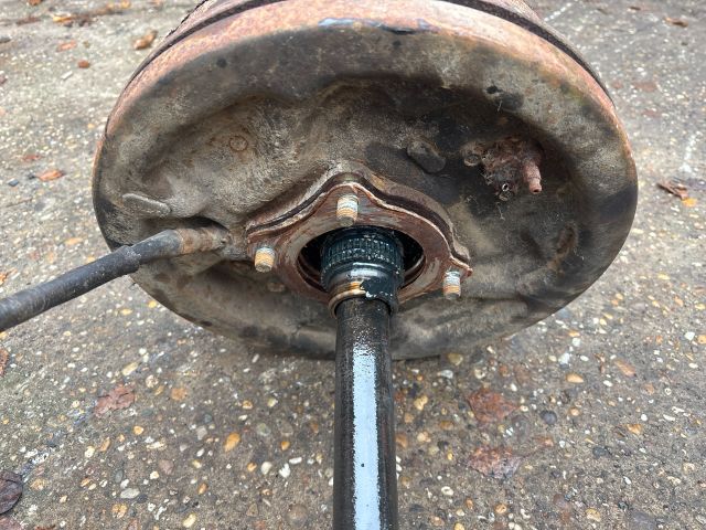 bontott FORD RANGER Bal hátsó Féltengely