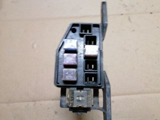 bontott FORD RANGER Biztosítéktábla Motortér