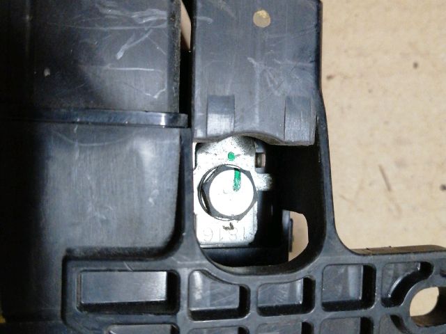 bontott FORD RANGER Biztosítéktábla Motortér