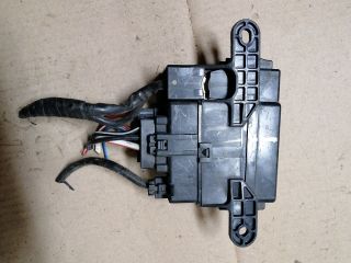 bontott FORD RANGER Biztosítéktábla Motortér