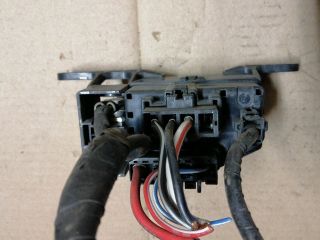 bontott FORD RANGER Biztosítéktábla Motortér