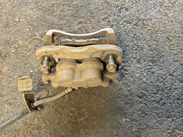 bontott FORD RANGER Bal első Féknyereg Munkahengerrel