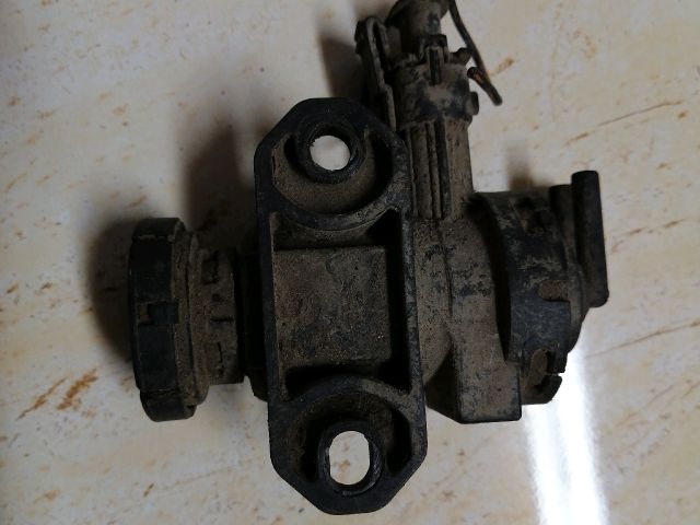 bontott FORD RANGER EGR / AGR Vákum Szelep