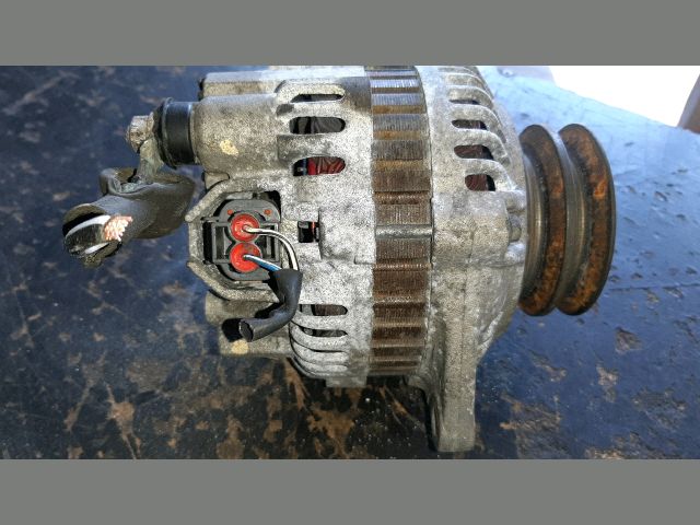 bontott FORD RANGER Generátor