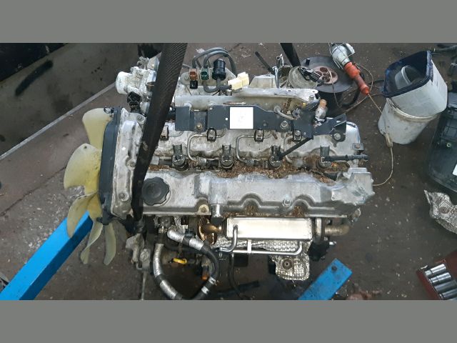 bontott FORD RANGER Motor (Fűzött blokk hengerfejjel)