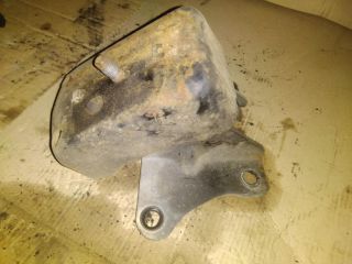bontott FORD RANGER Motor Tartó Bak (Pozíciófüggetlen)