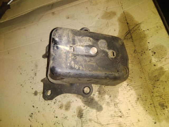 bontott FORD RANGER Motor Tartó Bak (Pozíciófüggetlen)