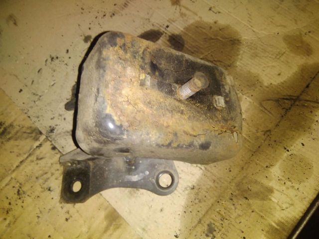 bontott FORD RANGER Motor Tartó Bak (Pozíciófüggetlen)