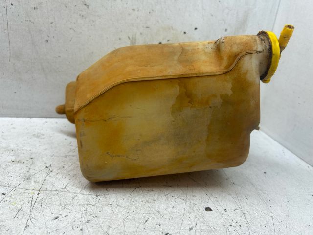 bontott FORD RANGER Kiegyenlítő Tartály