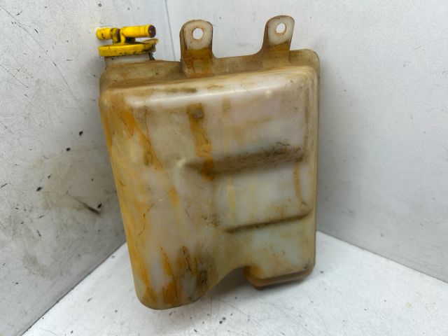 bontott FORD RANGER Kiegyenlítő Tartály