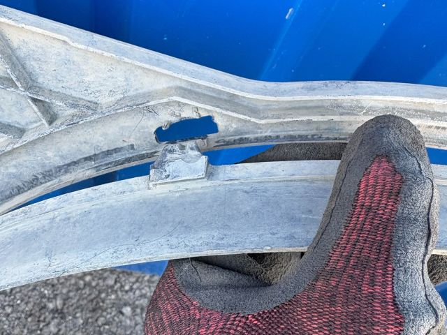 bontott FORD RANGER Hűtőventilátor Keret