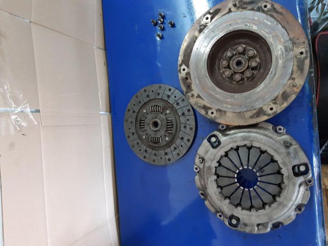 bontott FORD RANGER Kuplung Szett (Szerkezet, Tárcsa)