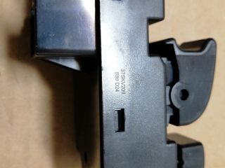 bontott FORD RANGER Ablakemelő Kapcsoló Négyes / Kettes