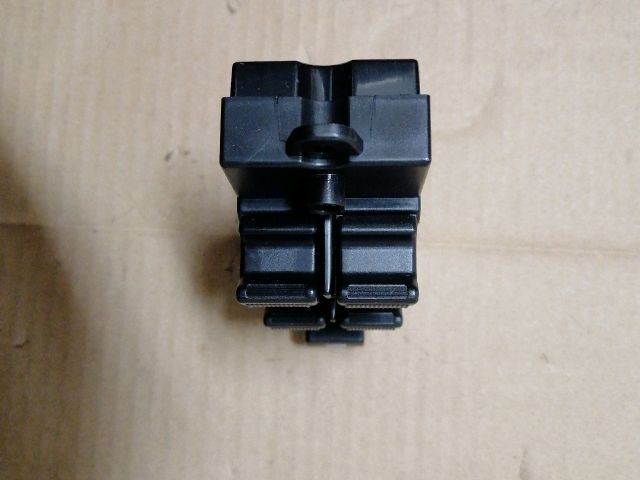 bontott FORD RANGER Ablakemelő Kapcsoló Négyes / Kettes