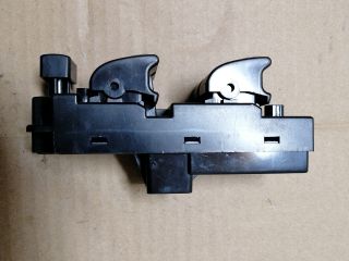 bontott FORD RANGER Ablakemelő Kapcsoló Négyes / Kettes