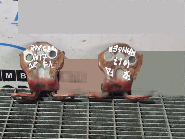 bontott FORD RANGER Ajtó Zsanér (Pozíciófüggetlen)