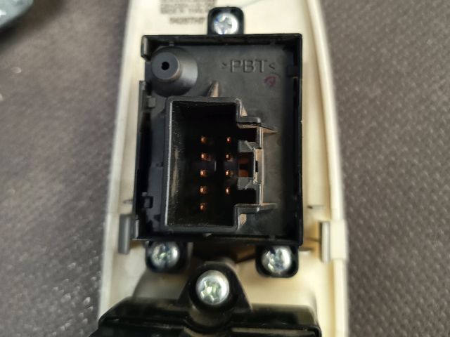 bontott FORD RANGER Bal első Ablakemelő Szerkezet (Elektromos)