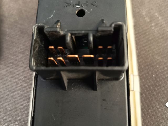 bontott FORD RANGER Bal első Ablakemelő Szerkezet (Elektromos)