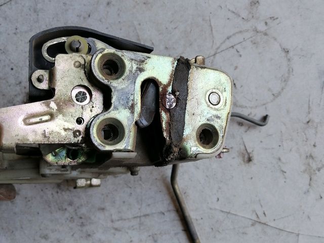 bontott FORD RANGER Bal első Ajtózár