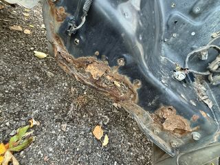 bontott FORD RANGER Bal első Belső Doblemez (Fém)