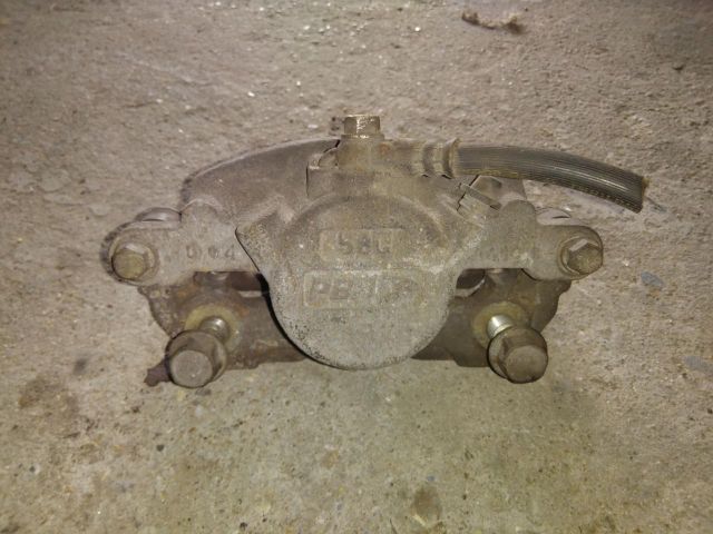 bontott FORD RANGER Bal első Féknyereg Munkahengerrel