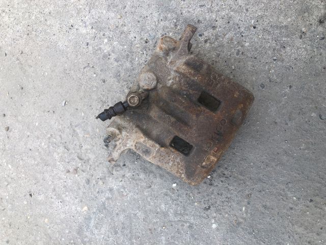 bontott FORD RANGER Bal első Féknyereg Munkahengerrel