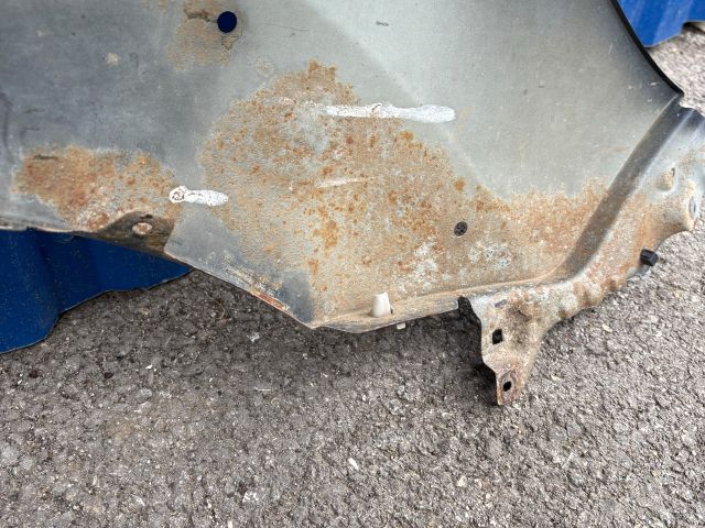 bontott FORD RANGER Bal első Sárvédő