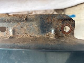 bontott FORD RANGER Bal első Sárvédő