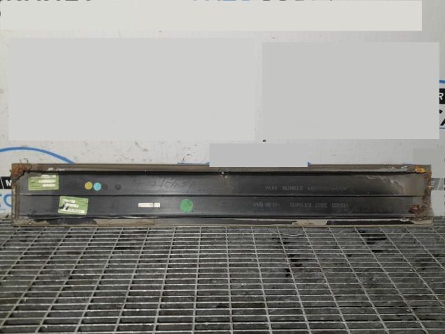 bontott FORD RANGER Bal hátsó Ajtó Díszléc