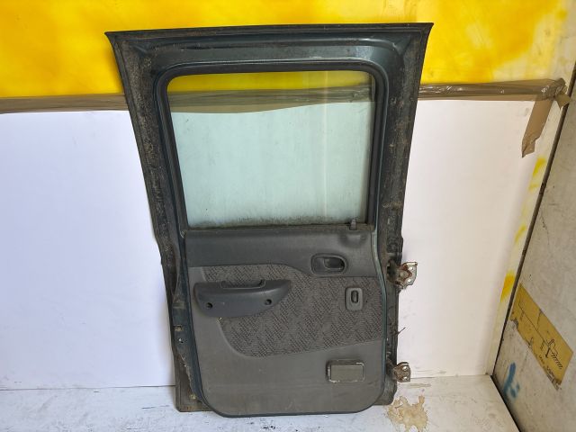 bontott FORD RANGER Bal hátsó Ajtó (Részeivel)