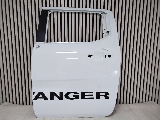 bontott FORD RANGER Bal hátsó Ajtó (Üres lemez)