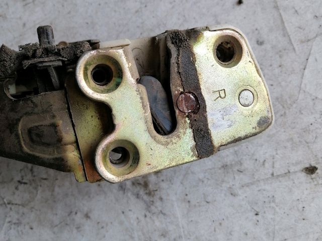 bontott FORD RANGER Bal hátsó Ajtózár